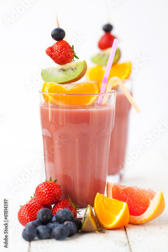 Fresh organic fruit smoothies - shallow dof
