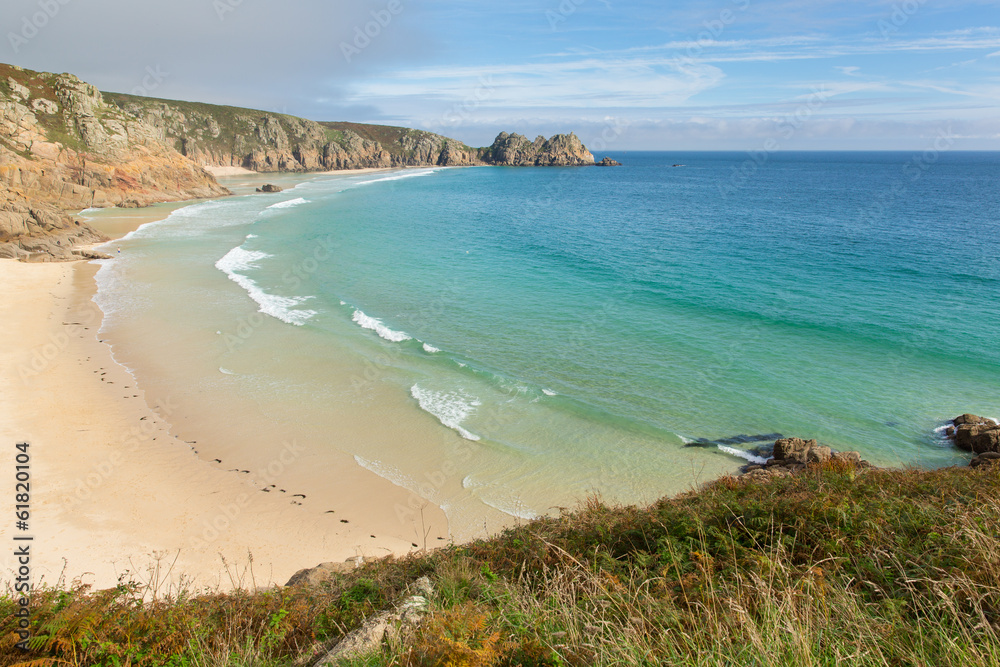 Obraz premium Autumn in Cornwall at Porthcurno beach