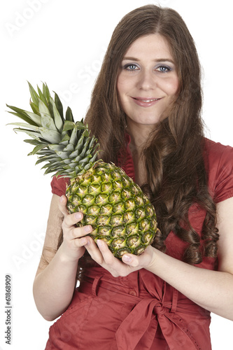 Junge Frau mit Ananas