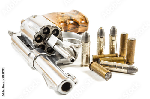 Fototapeta revolver and bullets