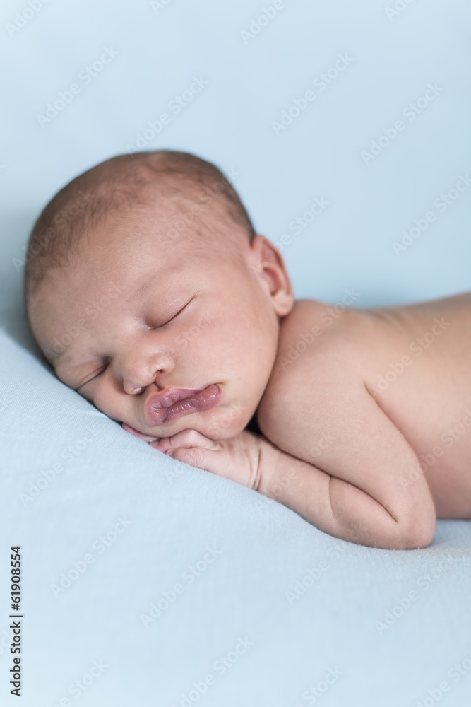 Newborn Baby schlafend Newborn Baby schlafend