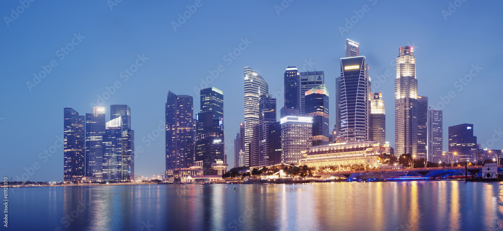Obraz premium Singapore`s business district at night