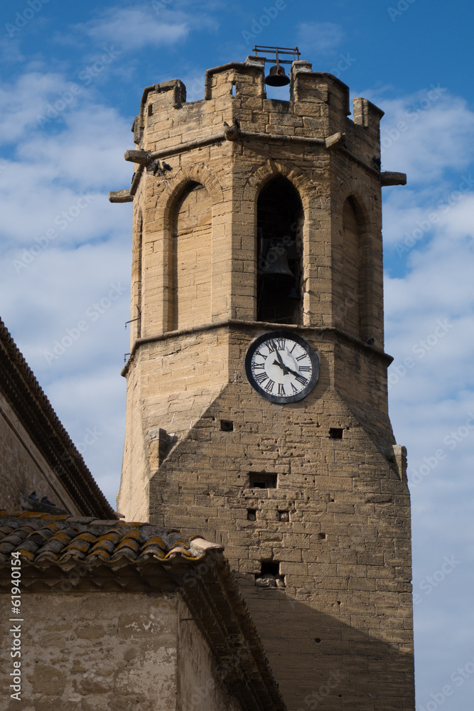 Clocher église Saint Pierre d'Entraigues