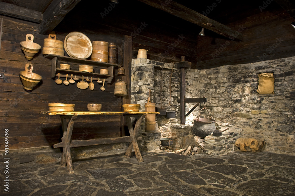 Fototapeta premium Kücheneinrichtung im Haus des Niklaus von Flüe, Flüeli, Obwalden, Schweiz