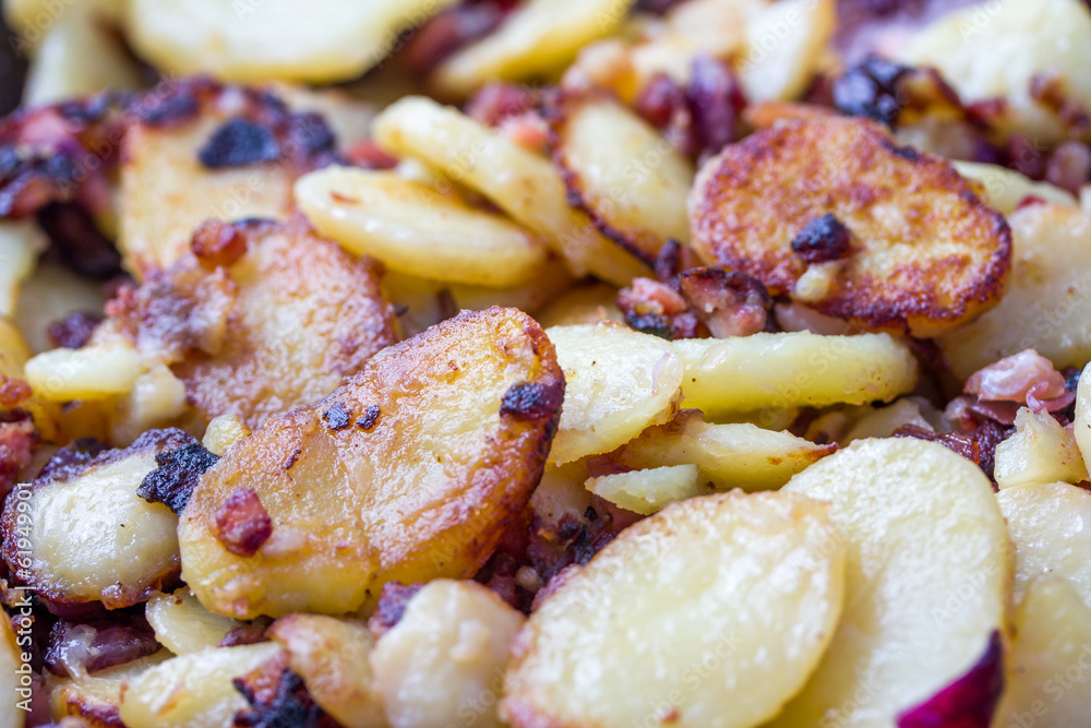 fried potatoes fried potatoes