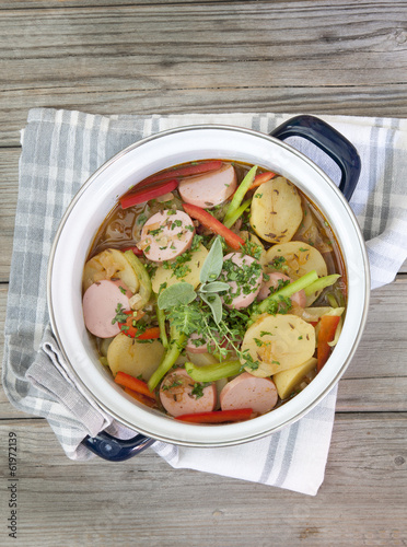 Wursteintopf mit Kartoffel