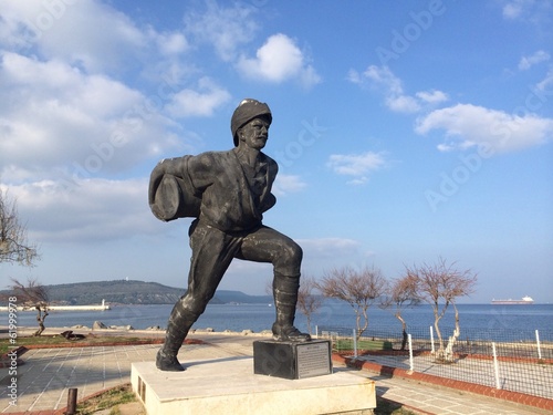 Çanakkale Eceabat Seyit Onbaşı Heykeli photo