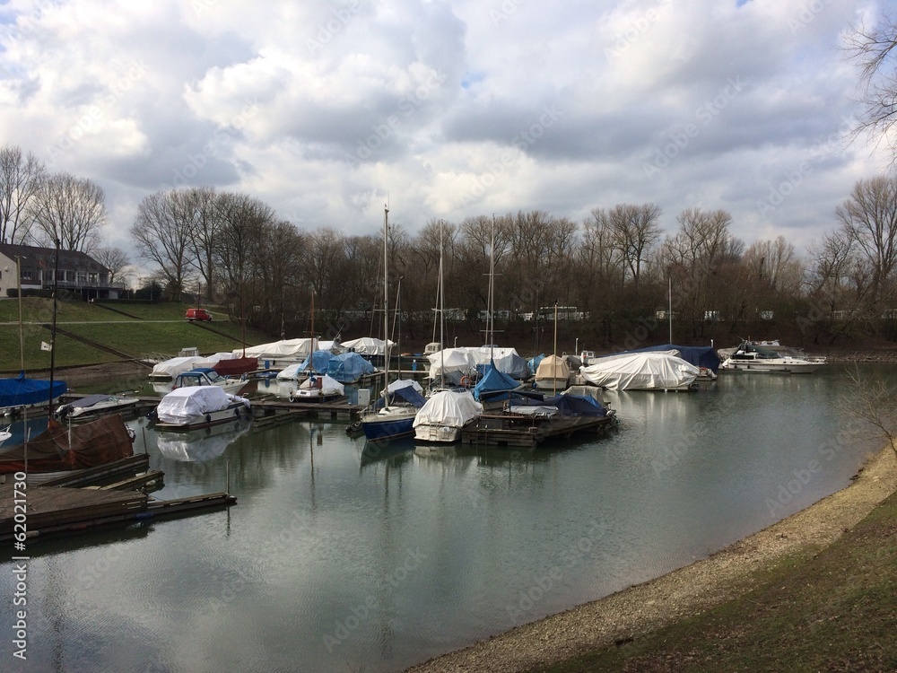 Fototapeta premium Yachthafen Deutschland Rhein