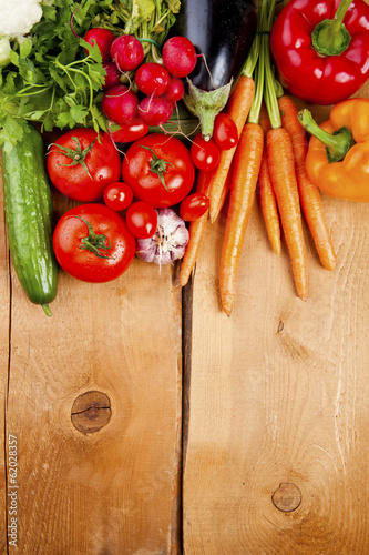 Fototapeta Naklejka Na Ścianę i Meble -  Vegetables on wooden table