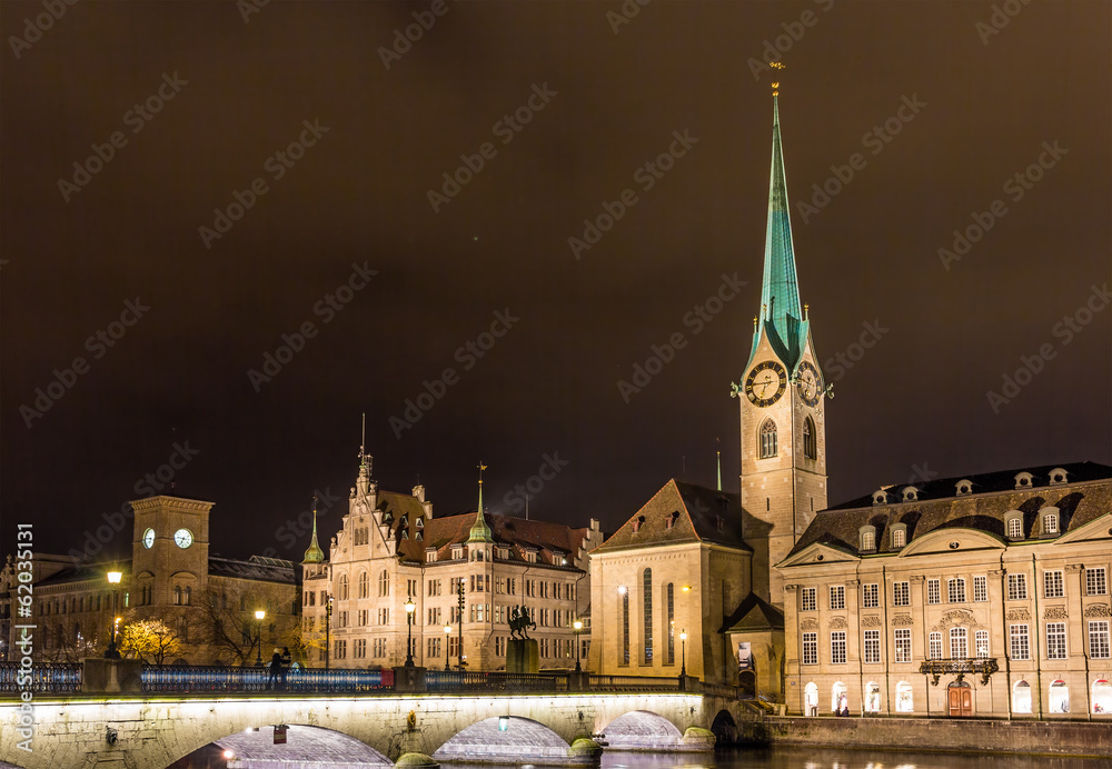 Fototapeta premium Old town of Zurich at night - Switzerland