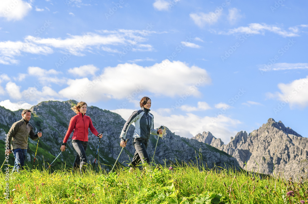 Obraz premium Fit in den Sommer