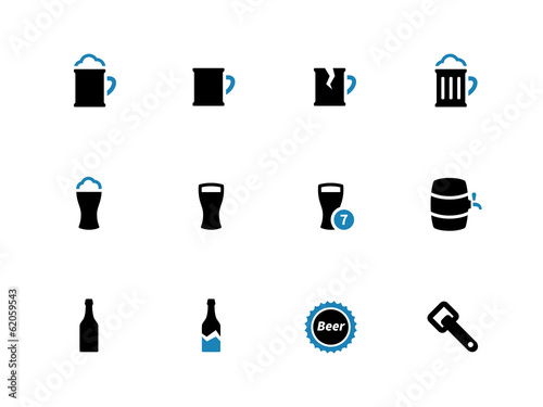 Beer duotone icons on white background.