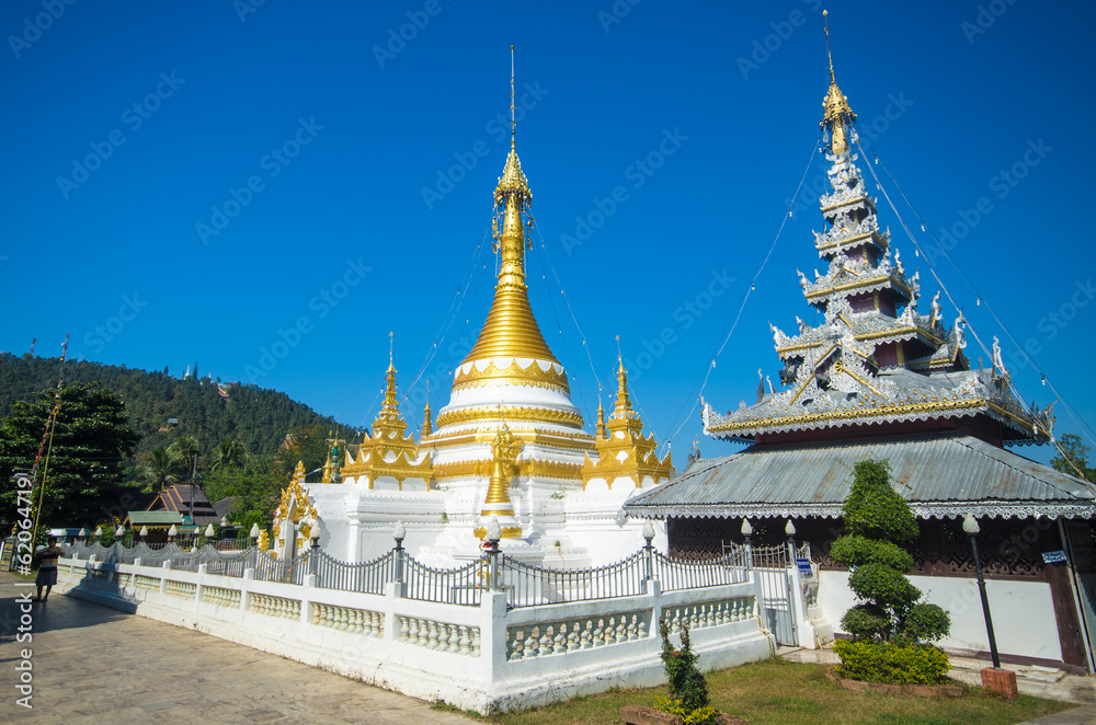 Jongkum temple thailand