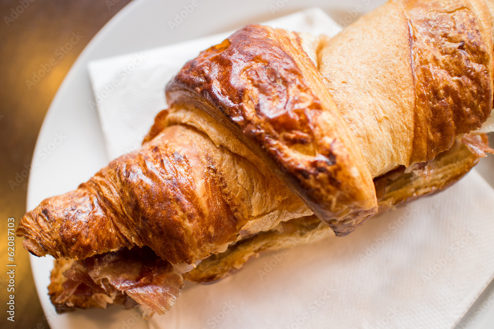 Croissant Croissant