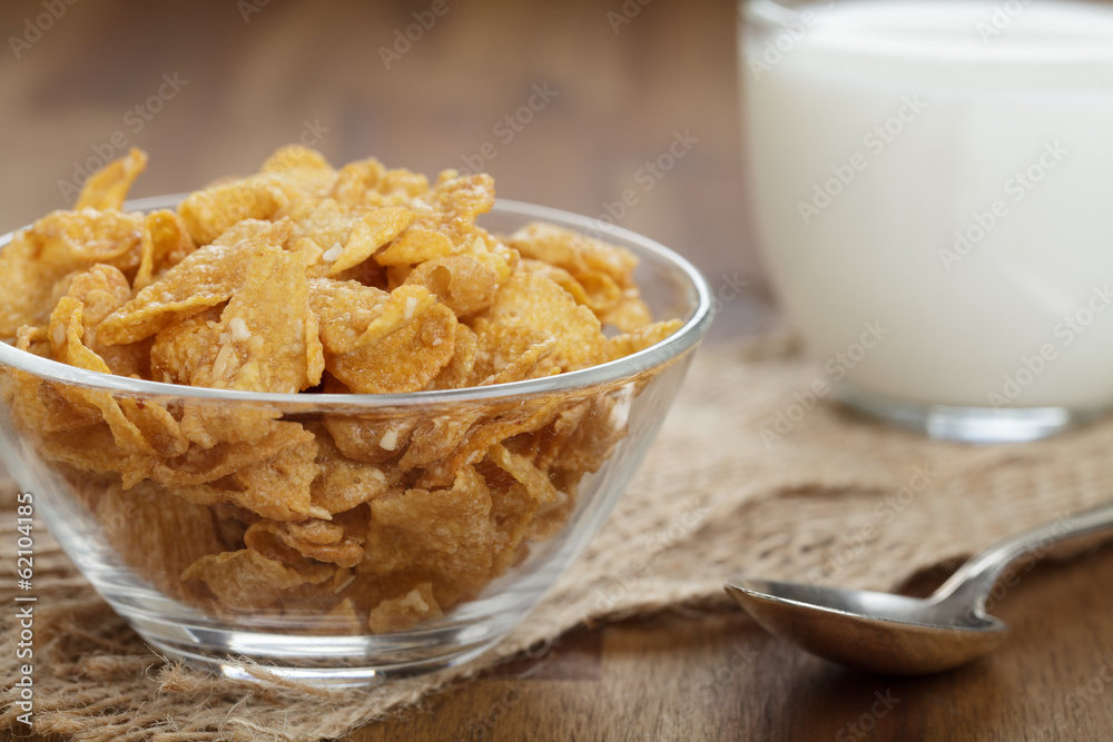 Cornflakes mit Milch Cornflakes mit Milch