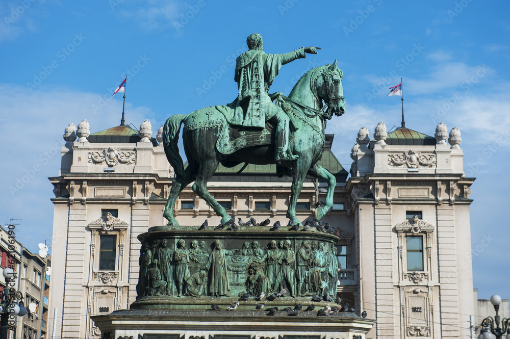 Fototapeta premium Prince Michael statue at Square of the Republic, Belgrade