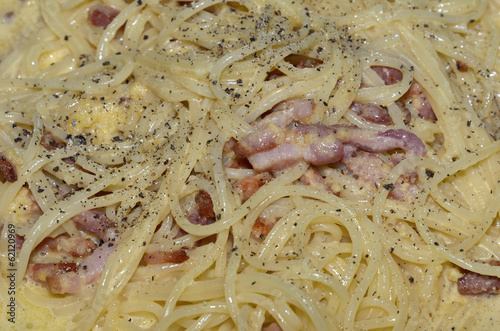 Spaghetti a la carbonara photo