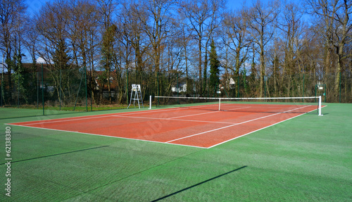 Terrain de tennis en plein air