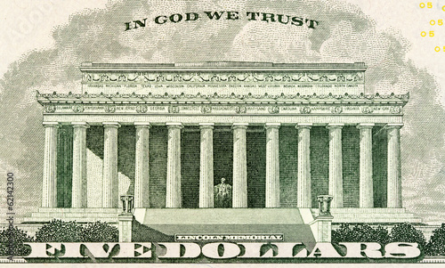 Lincoln memorial on paper five dollars bill photo