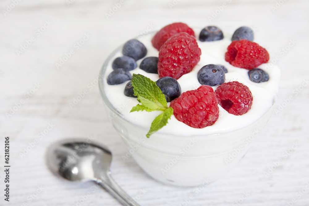 Yogurt with Fruit Yogurt with Fruit