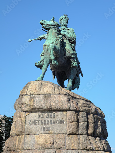 Monument of Bohdan Khmelnytsky in Kiev, Ukraine photo