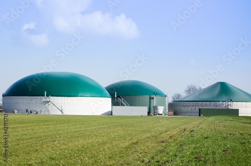 Biogasanlage im Frühjahr