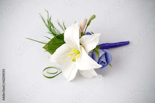 Fototapeta Naklejka Na Ścianę i Meble -  Colorful bouquet of flowers on a white background