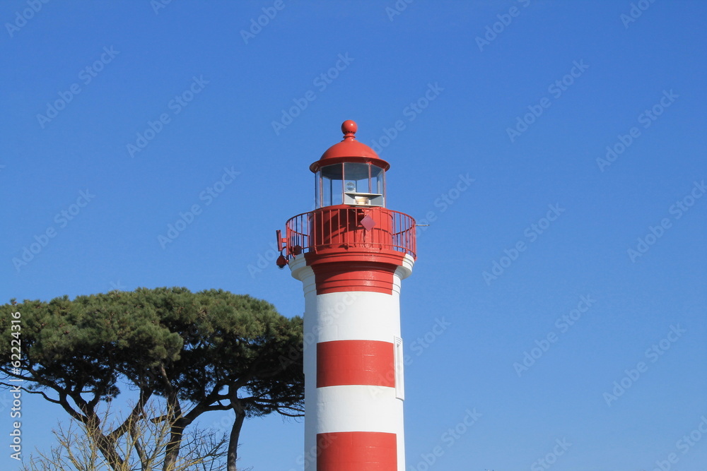 Phare rouge et blanc, La Rochelle