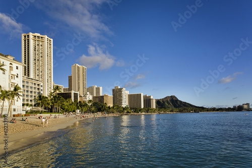 Waikiki Beach and Diamond Head © guynamedjames