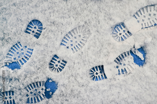 Obraz na płótnie Shoeprints in snow