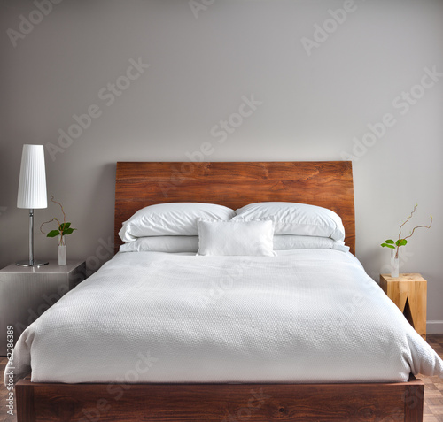 Beautiful Clean and Modern Bedroom