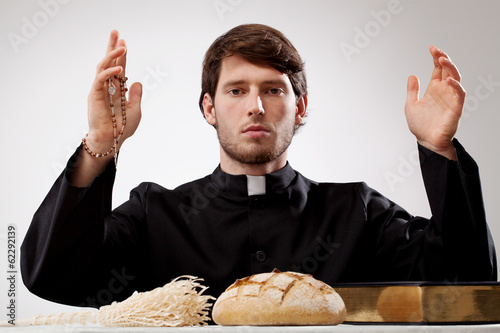 Fotografia Young priest