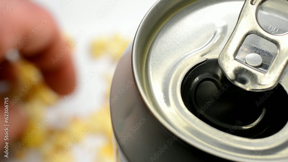 Snacks und Bier oder ungesunde Lebensweise Snacks und Bier oder ungesunde Lebensweise