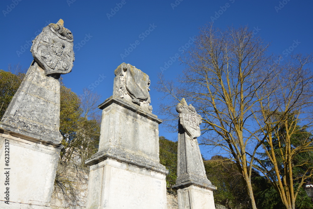 Columnas de piedra homenaje al el Cid Campeador, Burgos