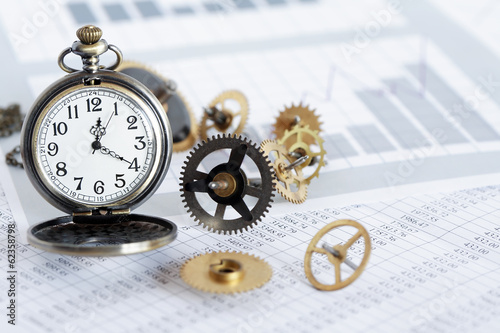 Wallpaper Mural Business Time Torontodigital.ca