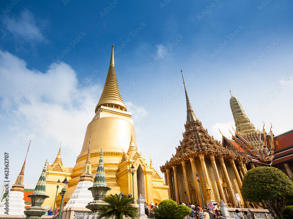 Fototapeta premium Royal grand palace in Bangkok