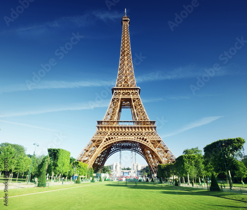 sunny morning and Eiffel Tower, Paris, France © Iakov Kalinin