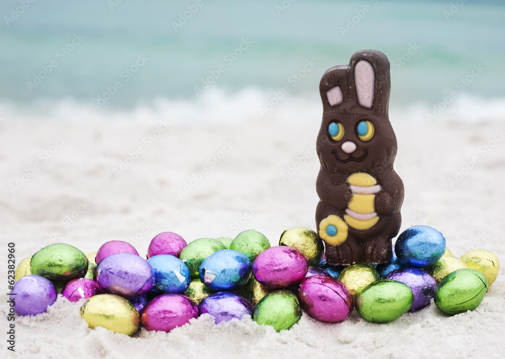 Fototapeta premium Chocolate Rabbit and easter eggs
