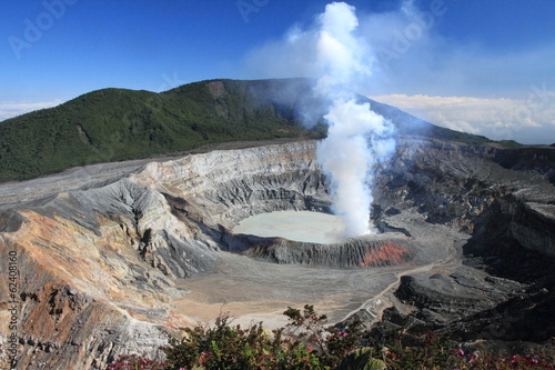 COSTA RICA Volcan Poas photo
