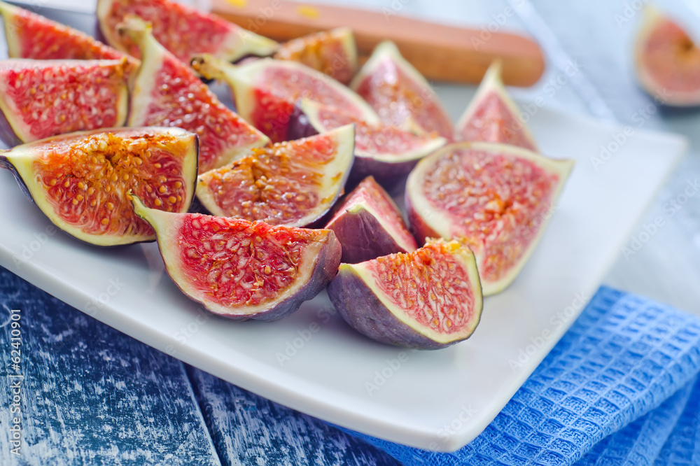 fresh figs fresh figs