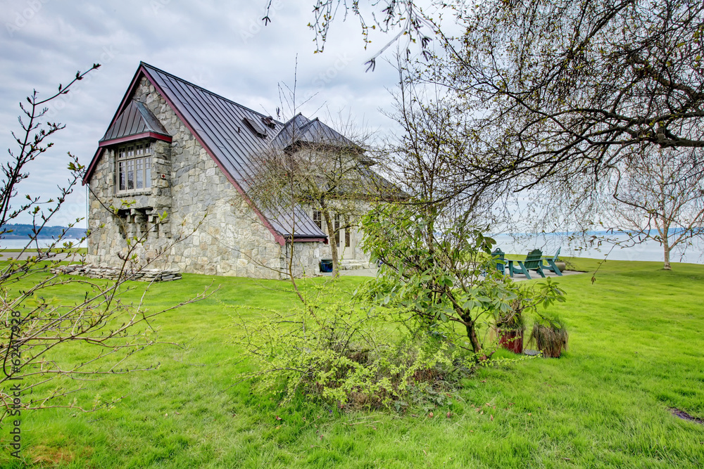 Impressive stone house Impressive stone house