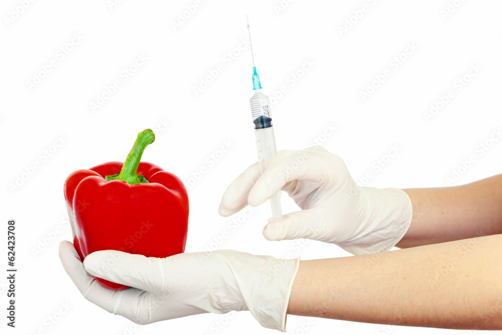 Science experiment with apple and syringe Science experiment with apple and syringe