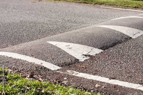 Speed bump