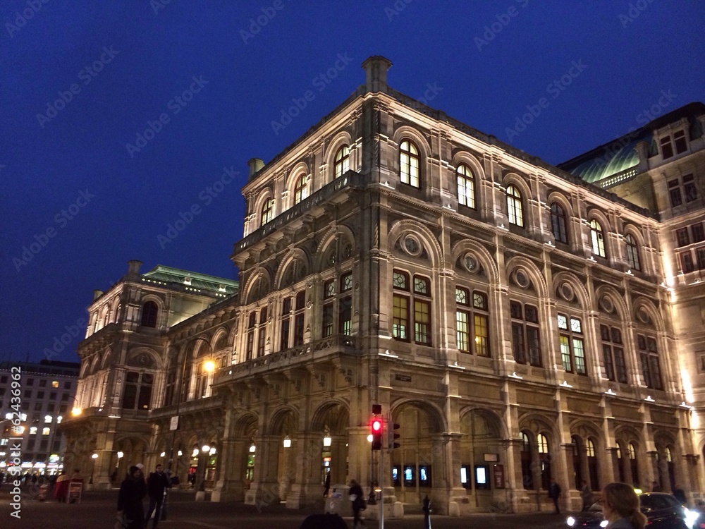 Vienna by night