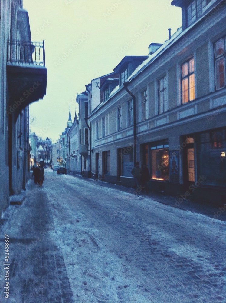 Fototapeta premium People walking the street in Tallinn