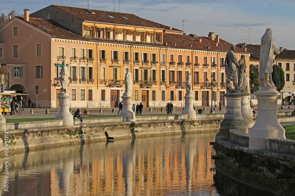 Statue and the Canal Park of Prato della Valle Padova