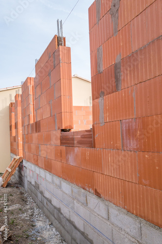 Construction maison brique rouge