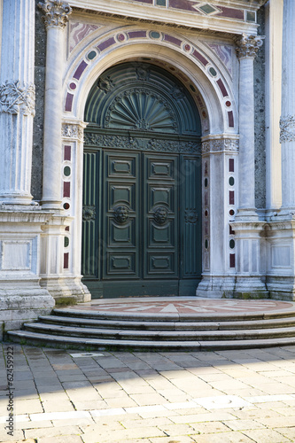Door in Venice, Italy © lapas77