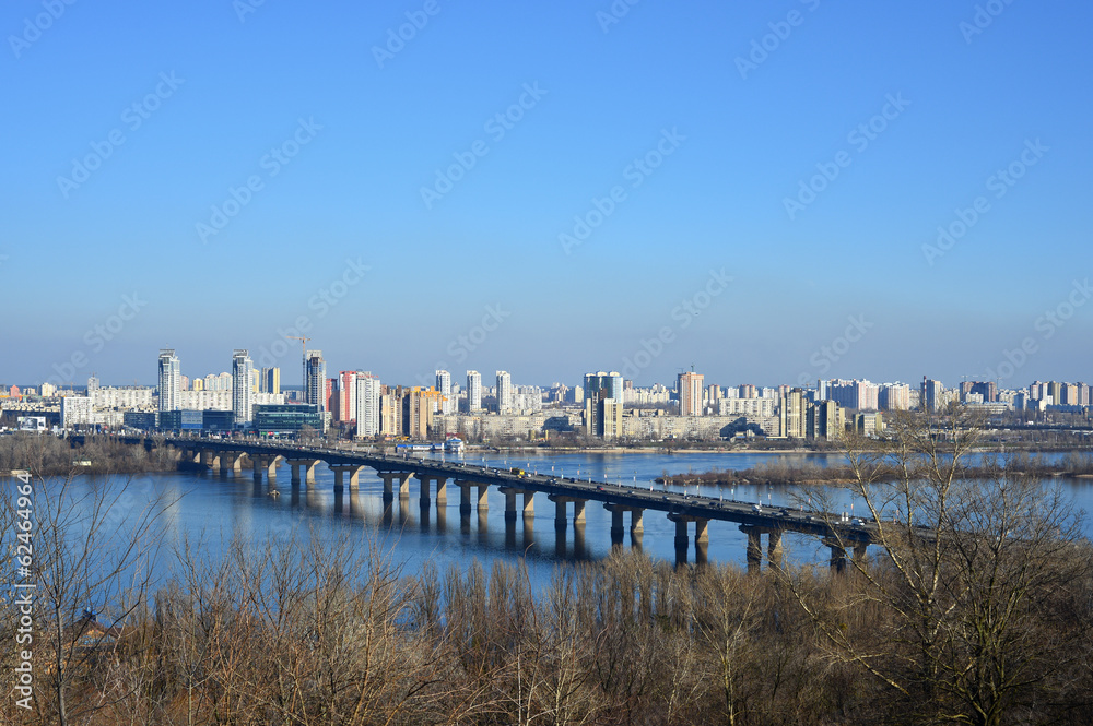 View on the left bank of Kyiv