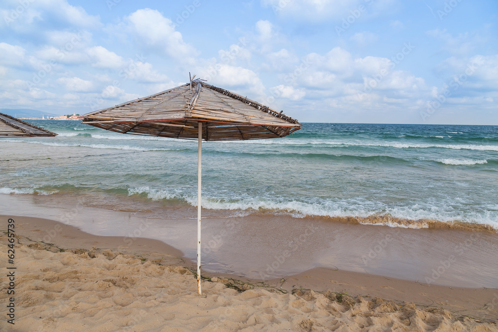 Fototapeta premium Sea beach umbrella